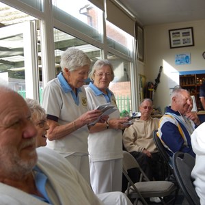 Dunstable Town Bowls Club Ltd PRESIDENTS V CAPTAINS DAY