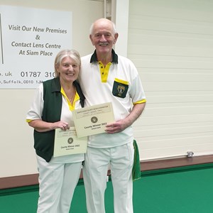 Federation Mixed Pairs Winner - Eileen Parker and Dave Parker.