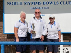 Ladies 3 wood singles Chris Wootton v Sue Burbidge
