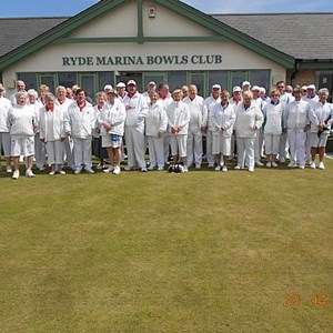 A Photo with both teams before the game. On a very windy afternoon a win for Ryde by 110 shots to 106 shots.