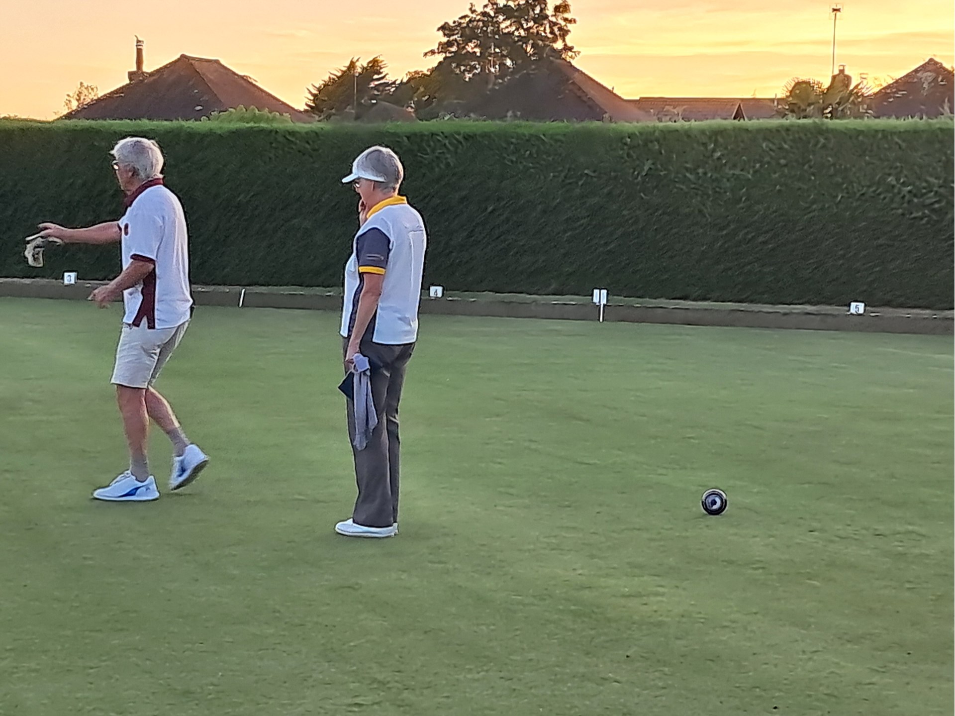 Anne's team's draw in the fading light clinched third place for us