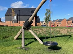 Cantilever swing