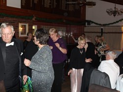Mytchett Bowls Club Dinner & Dance 2017