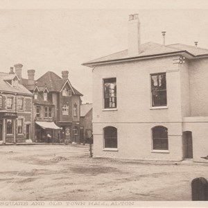 The Market Square & Old Town Hall c1910
