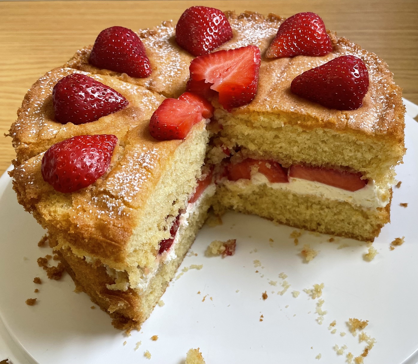 Home made strawberry sponge