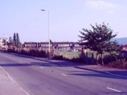 1985 Across the old playing fields towards Alma Road