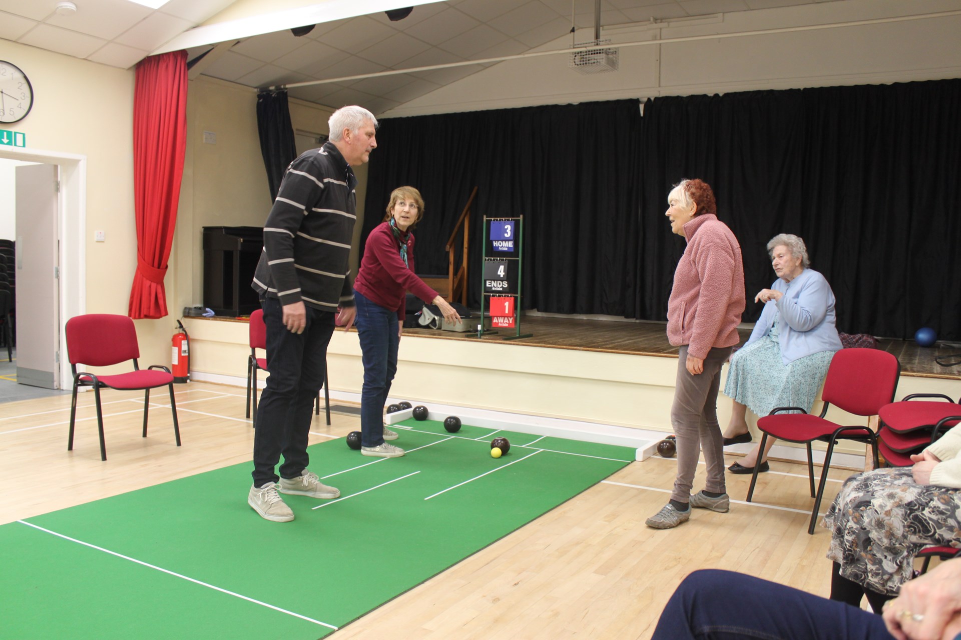 Martinstown Village Hall Short Mat Bowls
