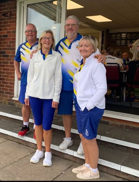 Congratulations to Stephen Bell, Yvette Bell, Roger Bond and Joyce Bond at The Earls Barton Gala. Second place just 3 points behind the eventual winners.
