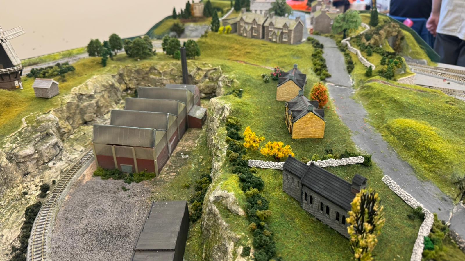N Gauge Society - IoW Area Group MRS News - 13 April