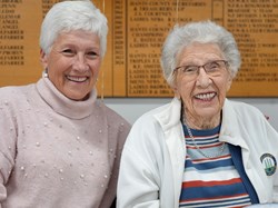 Braeside Bowling  Club PAT SHEPHERD 100th B'DAY