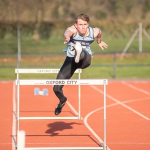 U17 High-hurdles.  Photo: Tom Clare
