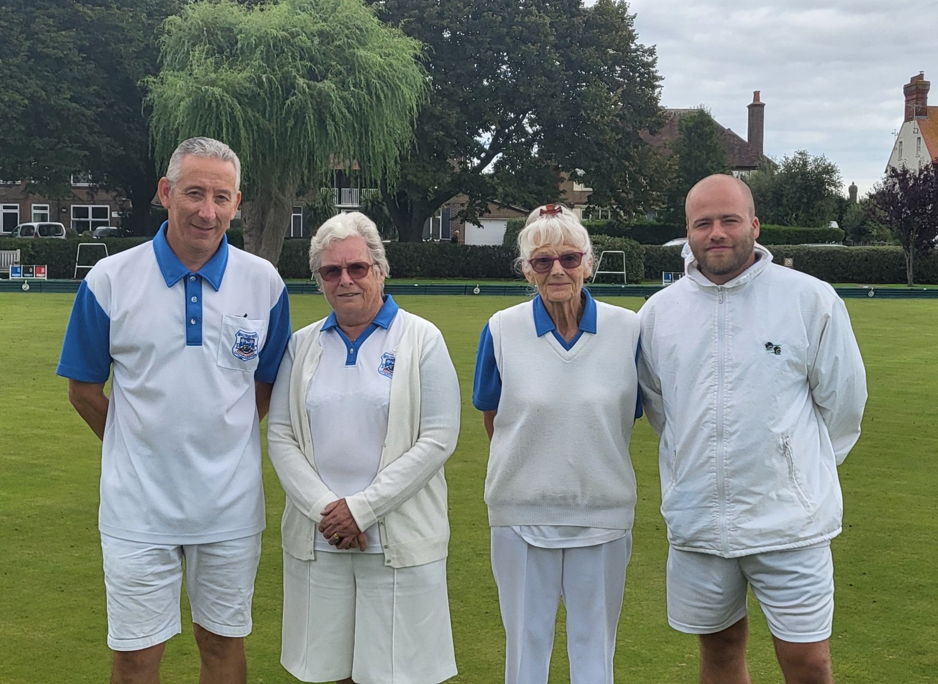 Ladies & Mens Finalists Alex Stavrou Sue Dyball Denise Latter and Jack Carline