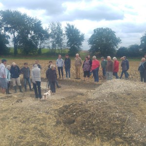Members of BARG (Berkshire Archaeology Research Group), volunteers and Cotswold Archaeology were on hand to explain the site which contained not only Roman but Iron Age finds.