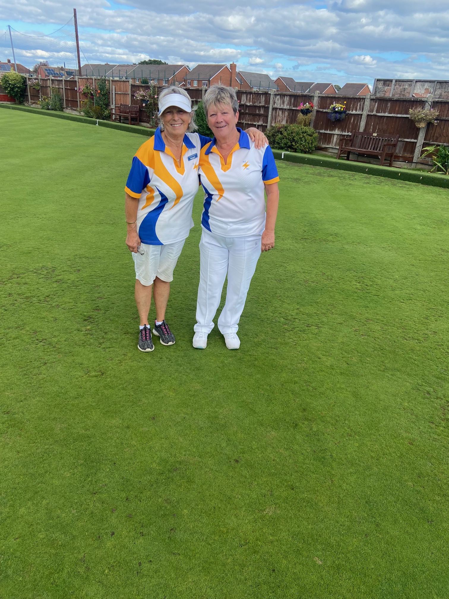 Winner Maggie Ellis - Sandie Walton