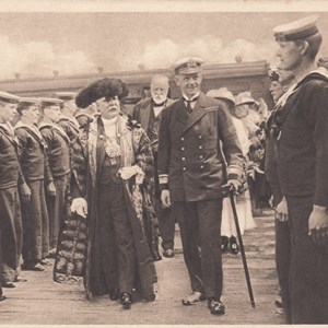 Arrival at the Hospital. Lord Mayor, Third Sea Lord, and Sir William Treloar - escort of men of Fourth Destroyer Flotilla who fought in the Battle of Jutland.