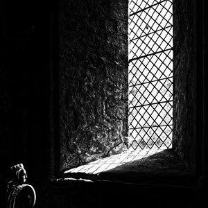 10. Victoria in the light