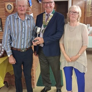 Mr & Mrs Winners - Dennis & Viv
