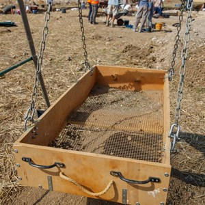 A swinging sieve!