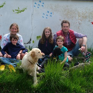 Julian & Kate Glyn-Owen with Henry, Eva & Georgie
