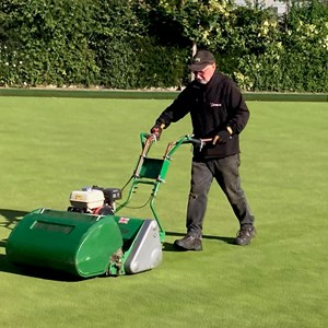 Hart of Fleckney Bowls Club Greenkeeping