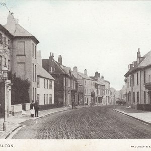 High Street - Postmarked 6.5.1905
