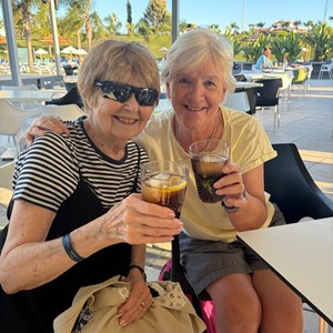 drinks poolside