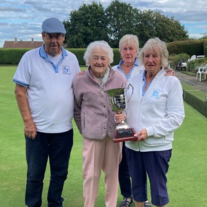 Ann Matthews present 1st prize and trophy to Alan Rathbone Rose Mathers and Diann Howell