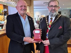 Geoff Gair, Winner Mens Championship