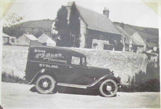 Sydling St Nicholas History Society Greystones, 3 High St. ( The Old Bakery)
