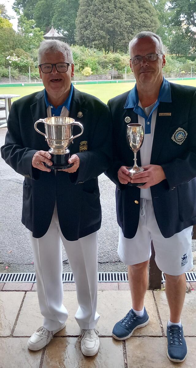 Mens Champion Scott Wilson and runner up, Gareth Porter