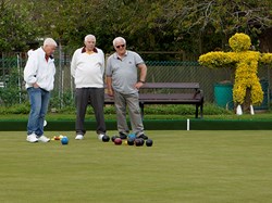 Bletchley St. Martins Bowls Club Team practice
