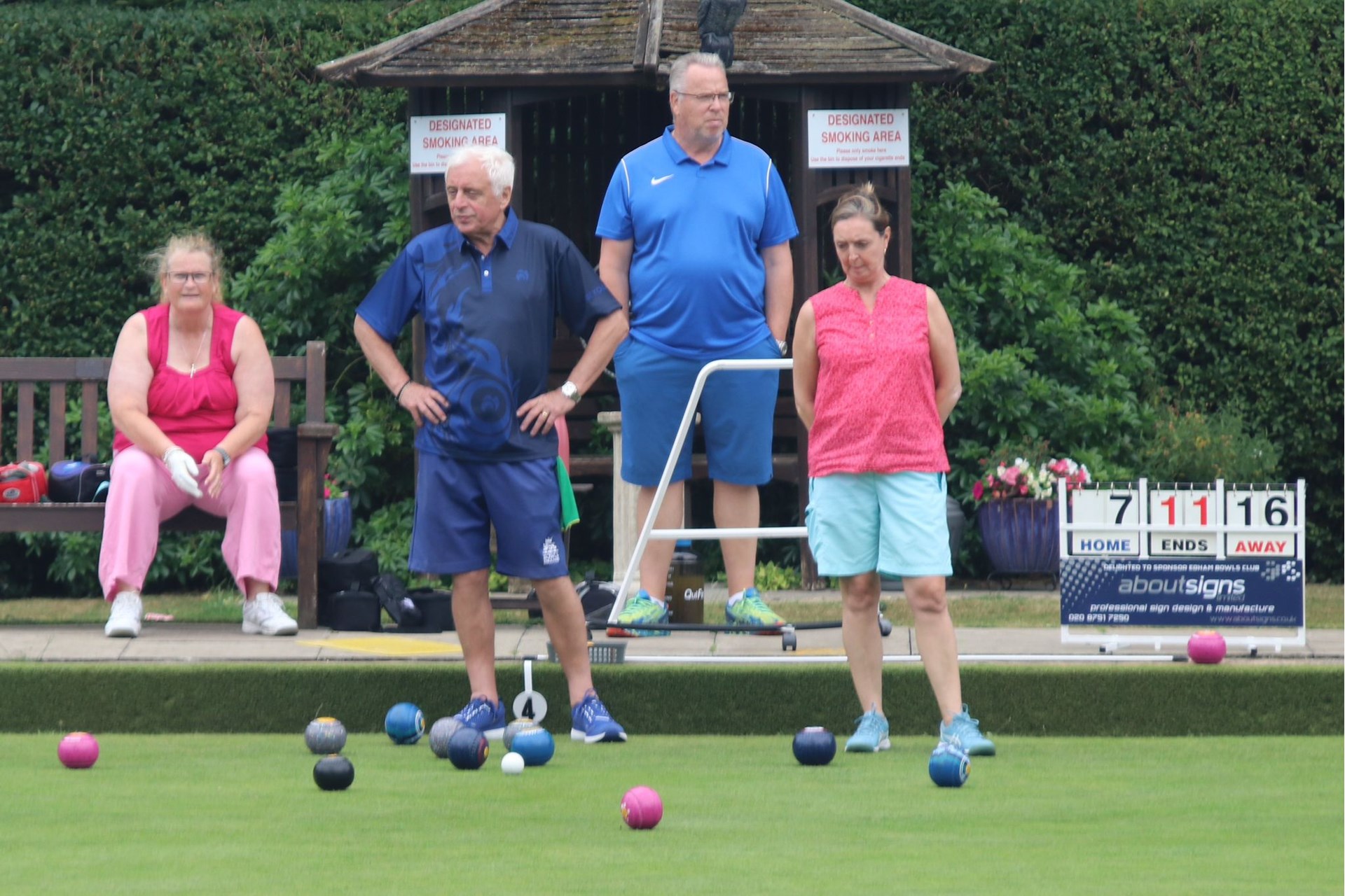 Egham Outdoor Bowls Club Ladies v Gents