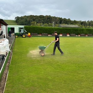 End of season green renovation - Speading dressing sand