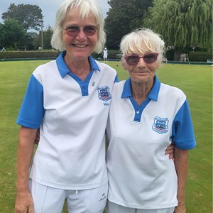 Maz Howe & Denise Latter in the Ladies Championship Singles Final