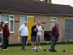 Bletchley St. Martins Bowls Club Team practice