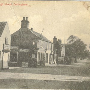 Royal Oak Corner looking South c 1915