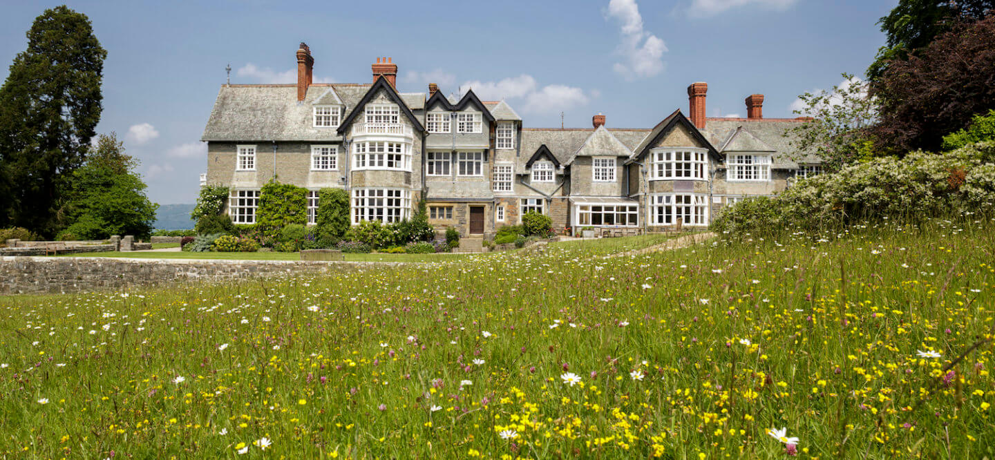 Plas Dinam Country House