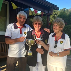 Mixed Pairs Winners. David Foy & Tricia Tams.