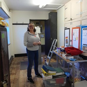 Maria tackling clutter mid-update