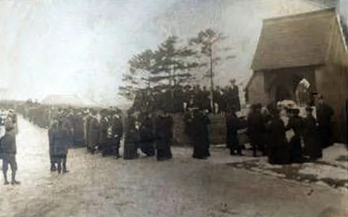 Villagers arriving to attend the funeral of the drowned children