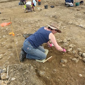 Tina in trench 4 is uncovering the external wall.