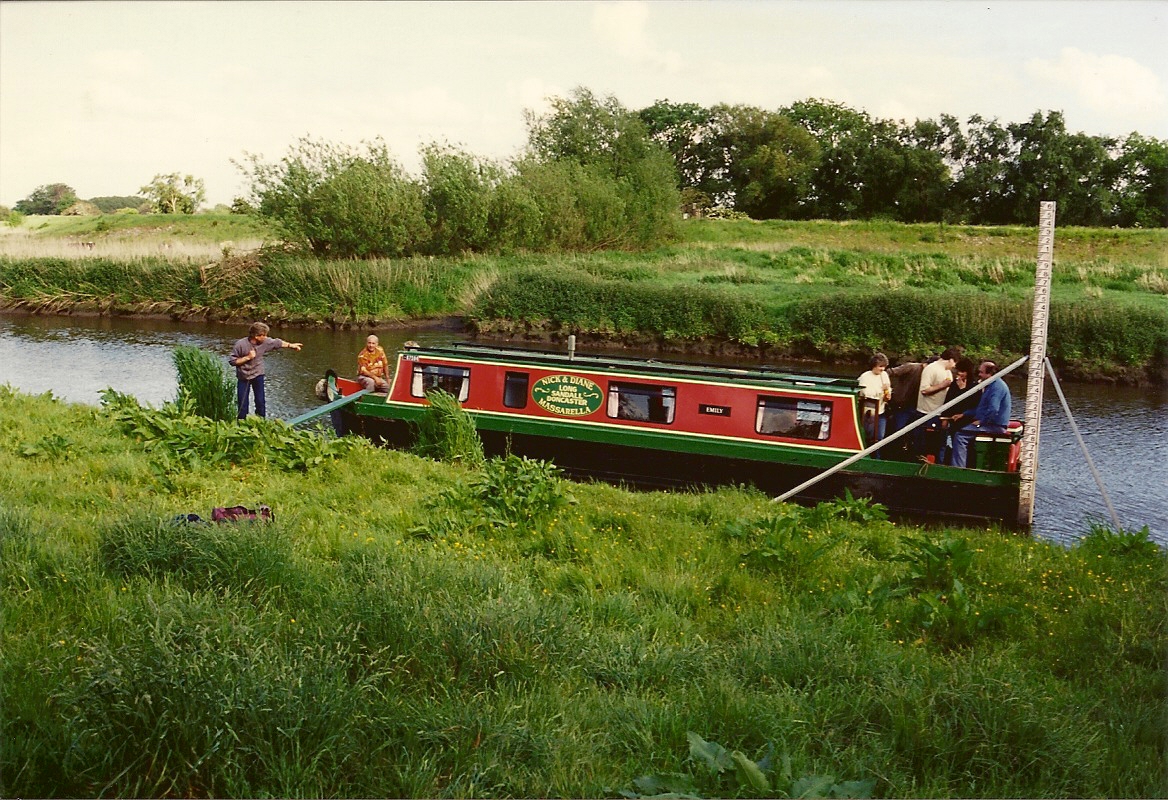 Narrowboat on the River Idle