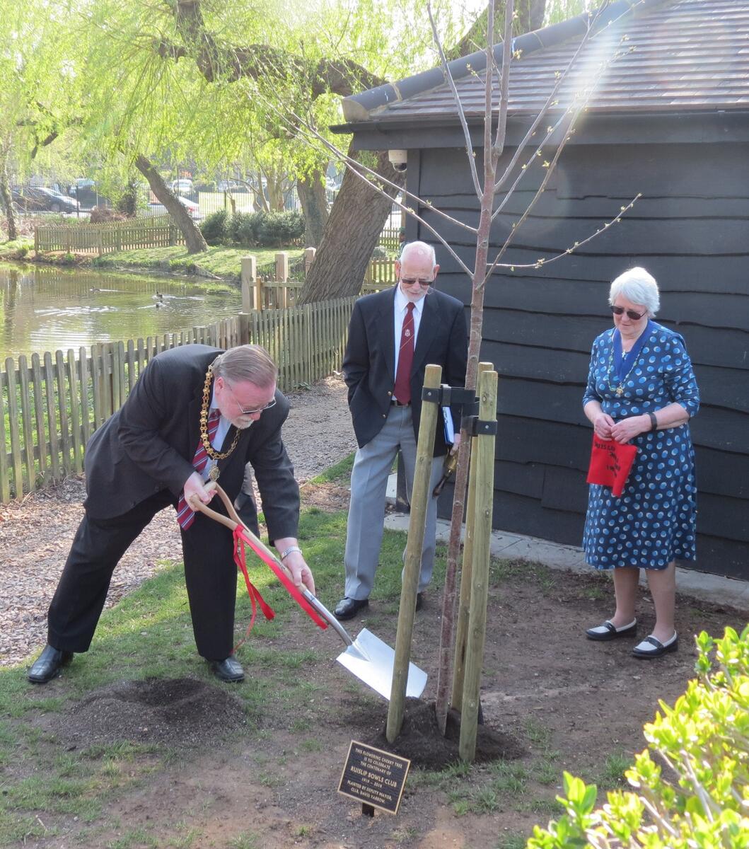 Councillor and Deputy Mayor, Mr David Yarrow, and the Deputy Mayoress, Mary O’Connor