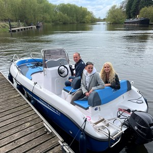 Fiskerton Ferry Boat Hire & River Crossings Home