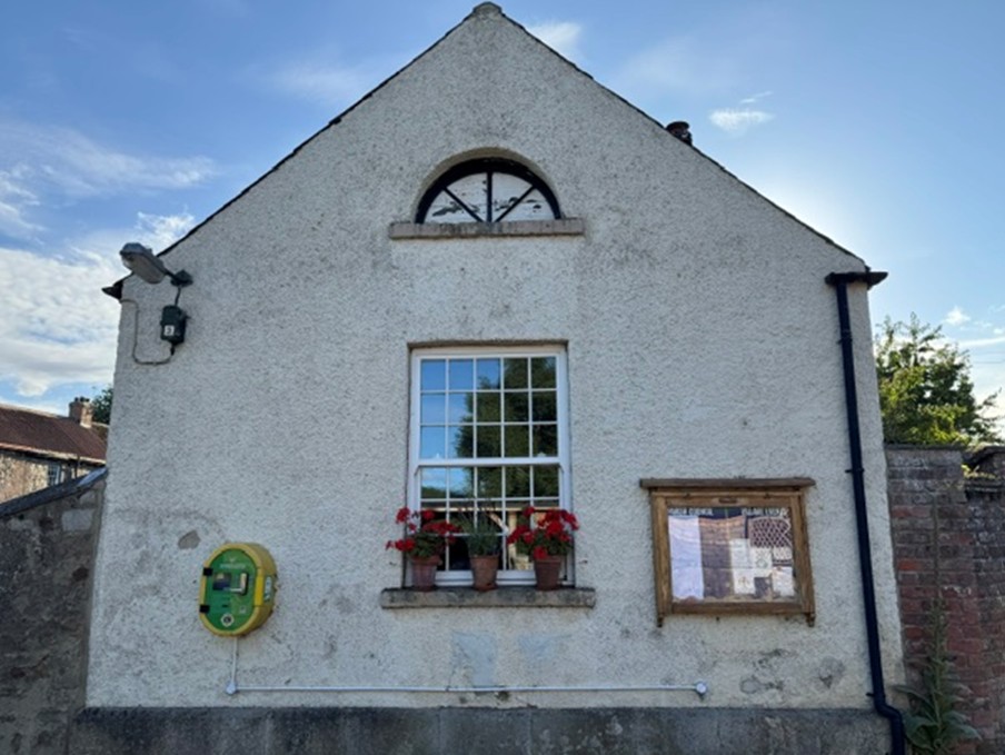 Studley Roger Defibrillator