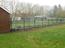 New fencing with temporary fence behind