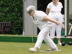 Mytchett Bowls Club Captain V Vice Captain 2012