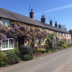 Cottages, Bridge Road