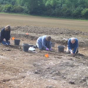 Sue, Isobel and Bob have found a few pieces of tesserae in the bath house and are looking for more – a picture of Neptune perhaps!