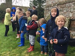 2017 Pasche egg rolling